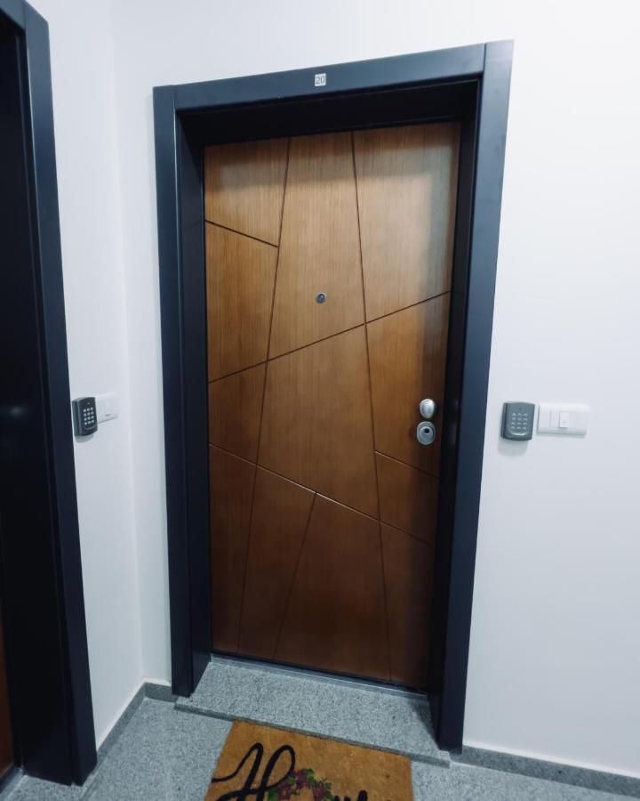 Serenity Downtown Apartments 오흐리드 외부 사진